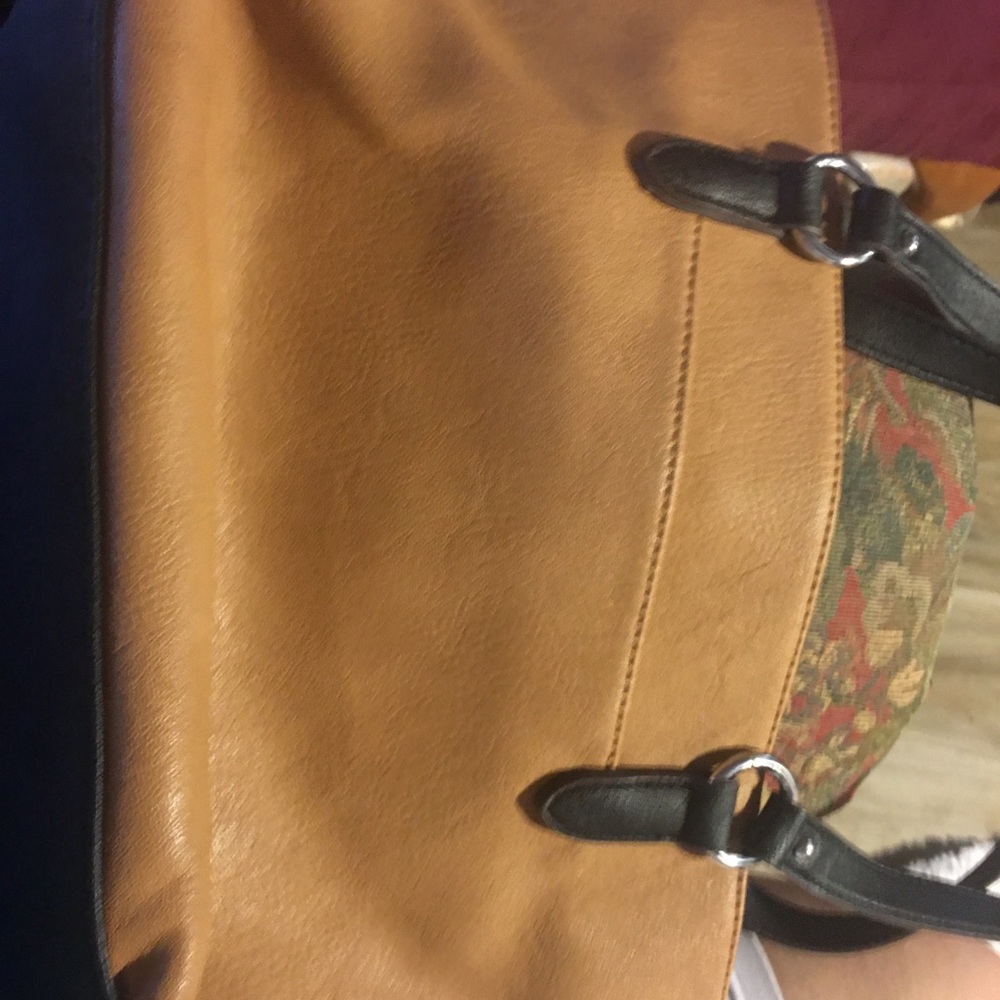 Liz Claiborne Bag